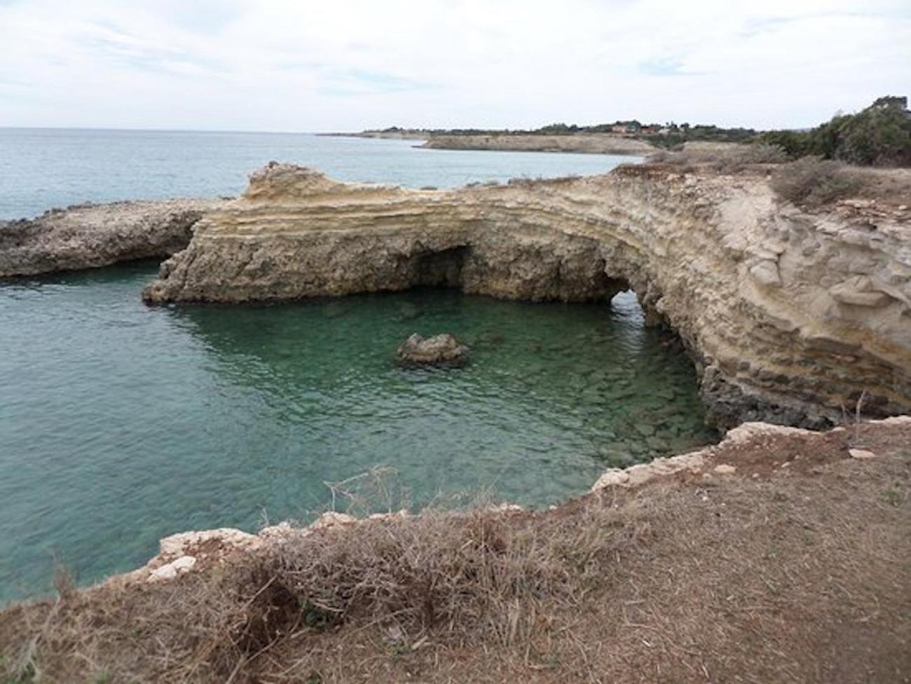 فيلا Casa Vacanze Robinson أفولا المظهر الخارجي الصورة