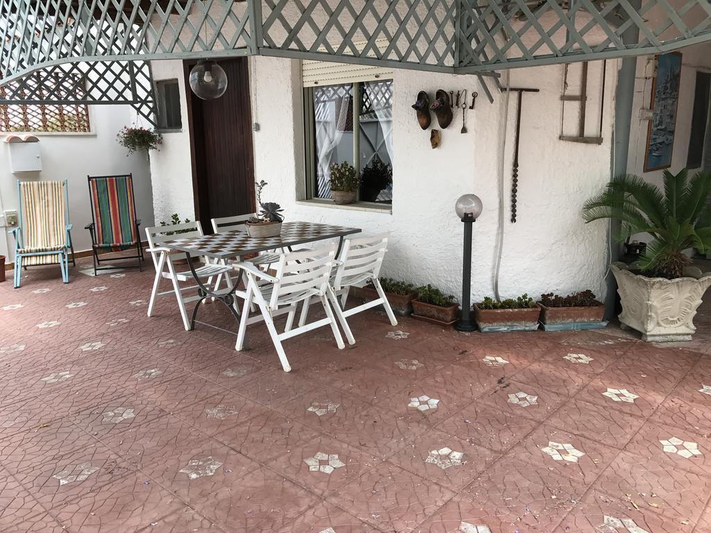 فيلا Casa Vacanze Robinson أفولا المظهر الخارجي الصورة