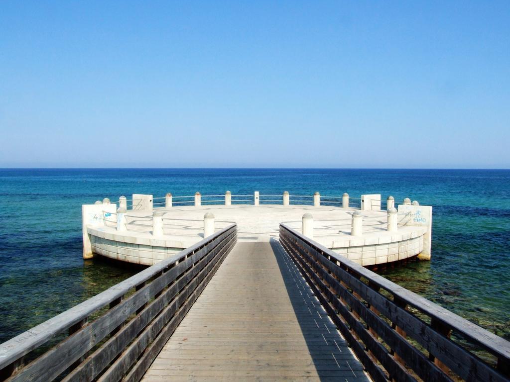 فيلا Casa Vacanze Robinson أفولا المظهر الخارجي الصورة