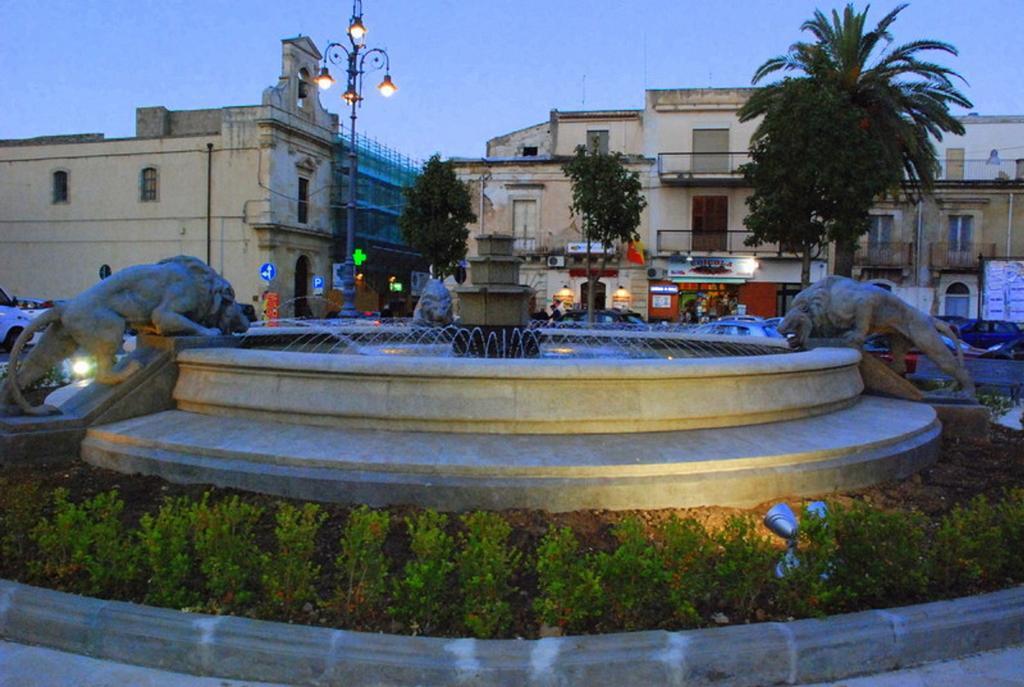 فيلا Casa Vacanze Robinson أفولا المظهر الخارجي الصورة